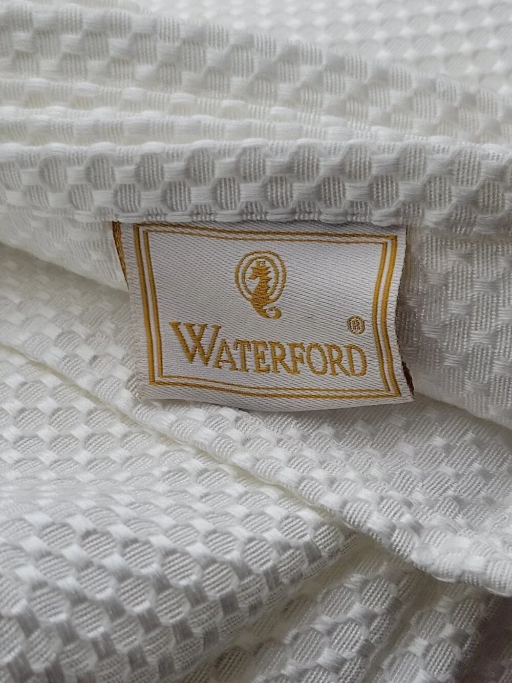 Waterford Wh. Waffle Weave TableCloth, Cotton/Polyester Rectangular 166